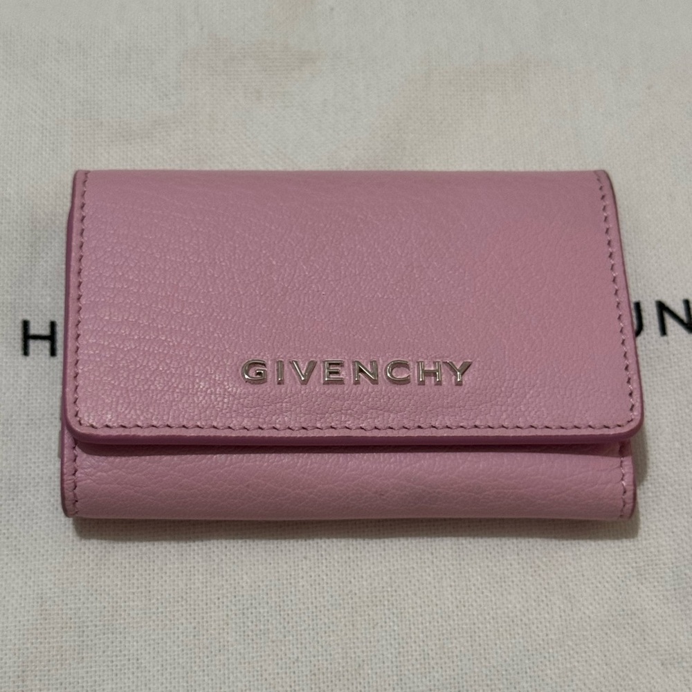 Givenchy Light Pink Leather Key Holder